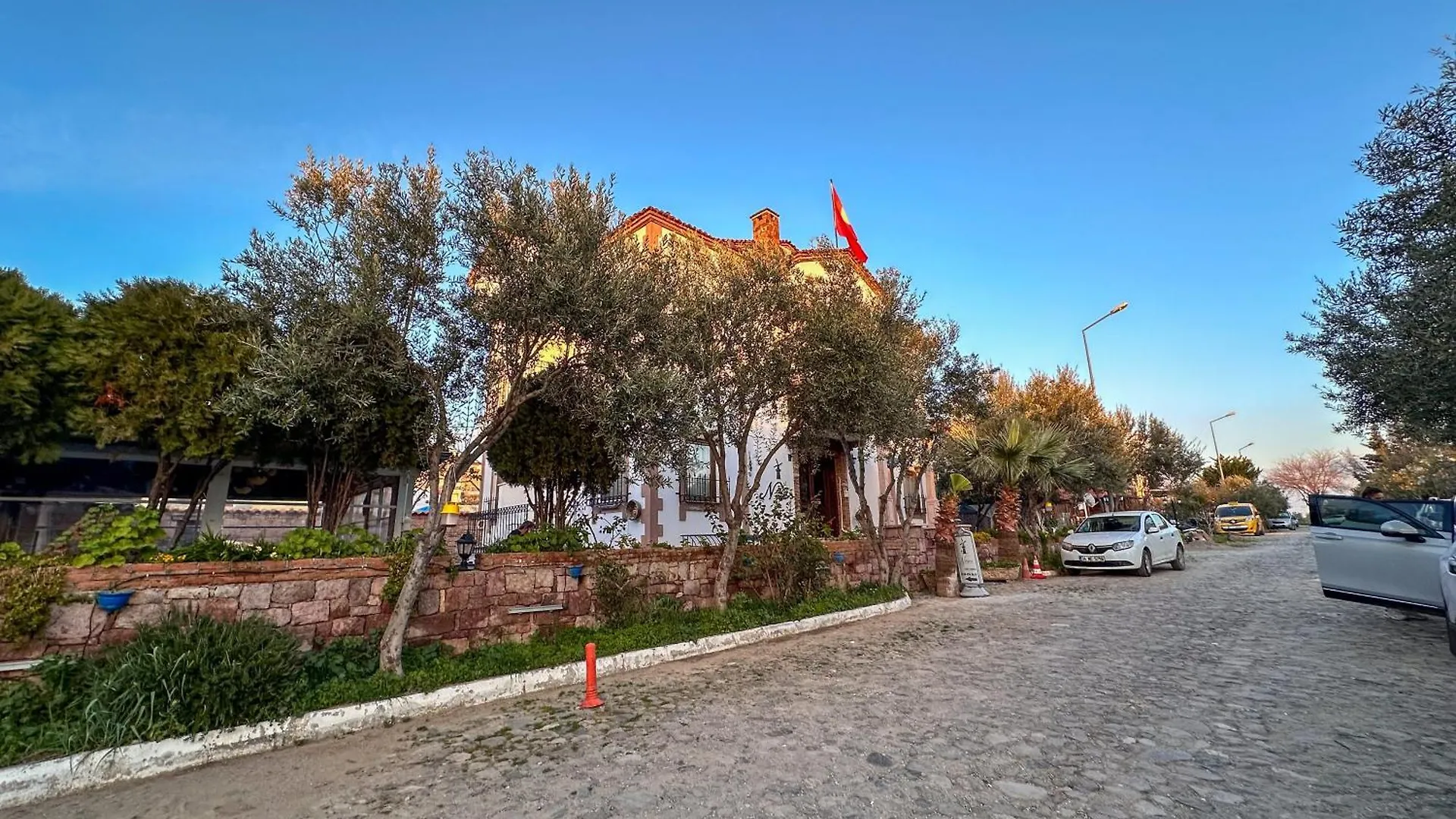 Cunda Nesos Pansiyon Hotel Ayvalik Turkey